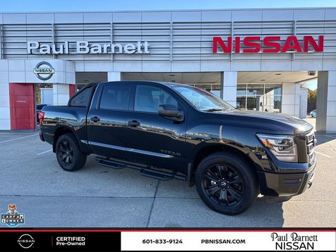 Certified 2024 Nissan Titan SV w/ SV Bronze Edition Package image 2