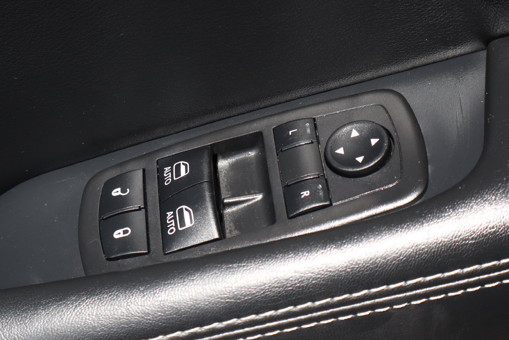 Used 2023 Dodge Challenger SRT Hellcat RWD image 19