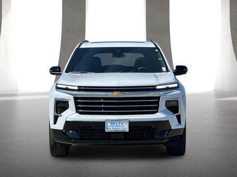 New 2026 Chevrolet Traverse High Country image 9