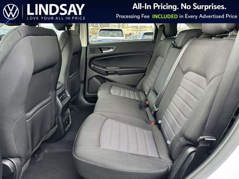 Used 2024 Ford Edge SE w/ Black Appearance Package image 14