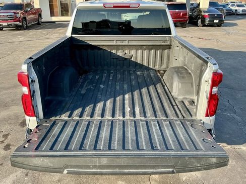 Used 2022 Chevrolet Silverado 1500 RST image 17