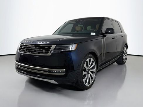 Used 2026 Land Rover Range Rover SE AWD/4WD image 1