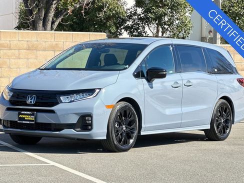 Certified 2025 Honda Odyssey Sport-L image 8