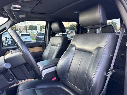 Used 2011 Ford F150 Lariat w/ Lariat Chrome Pkg RWD image 14