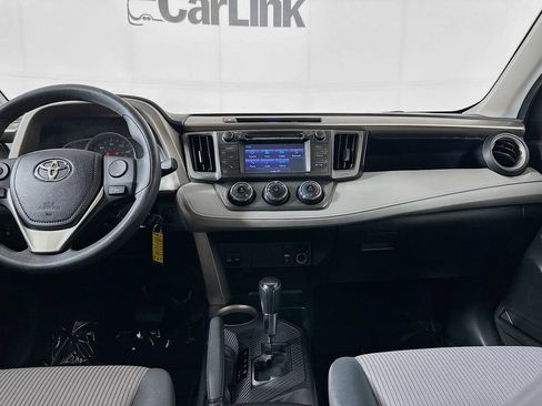 Used 2015 Toyota RAV4 LE FWD image 25
