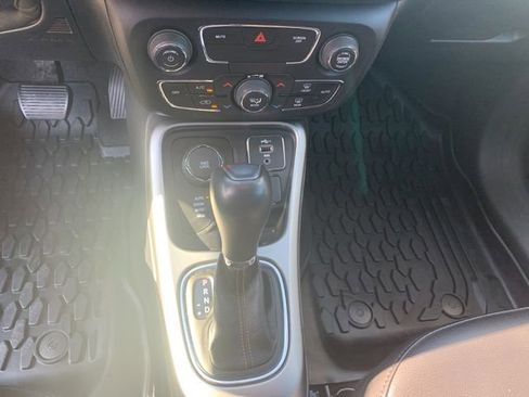 Used 2021 Jeep Compass Latitude w/ Convenience Group AWD/4WD image 33