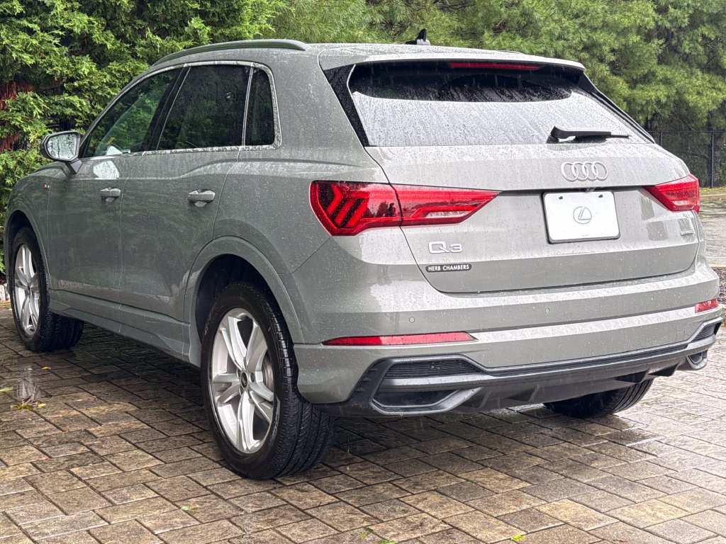 Used 2022 Audi Q3 2.0T Premium Plus AWD/4WD image 8