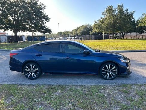 Used 2019 Nissan Altima 2.5 SR w/ SR Premium Package AWD/4WD image 6