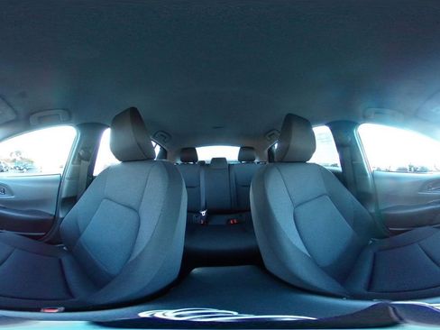 Used 2025 Toyota Prius LE image 42