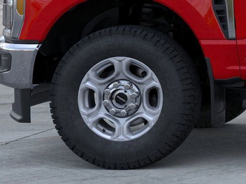 New 2026 Ford F250 XLT w/ FX4 Off-Road Package image 19