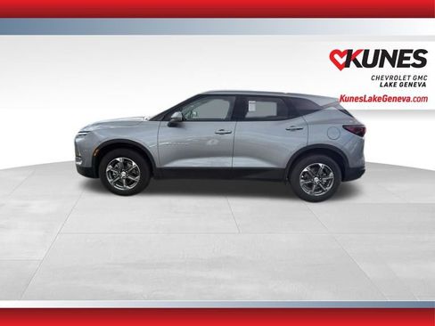 Used 2025 Chevrolet Blazer LT image 9