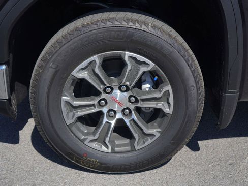 New 2026 GMC Sierra 1500 SLT w/ SLT Convenience Package image 11