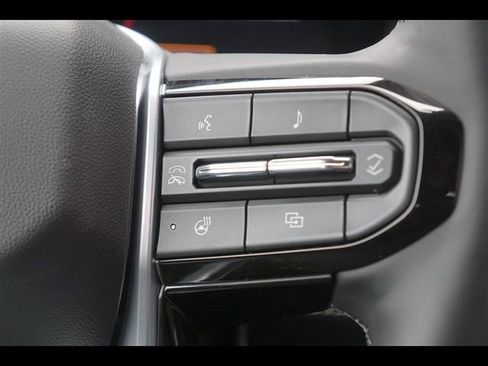 Used 2026 Chevrolet Colorado LT w/ LT Convenience Package image 6