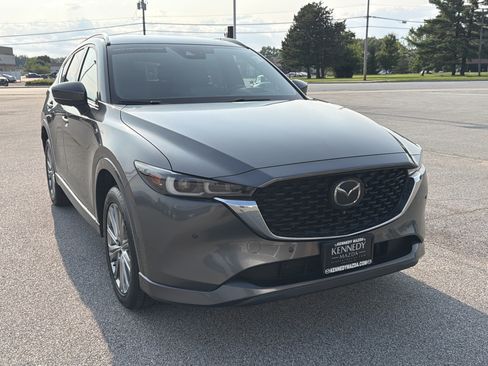 Certified 2023 MAZDA CX-5 Signature AWD/4WD image 1