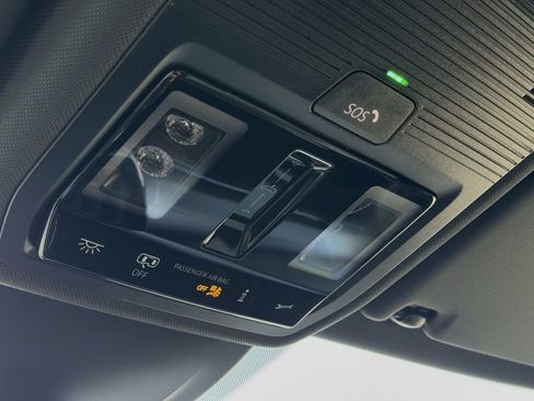 New 2025 Volkswagen GTI SE image 41