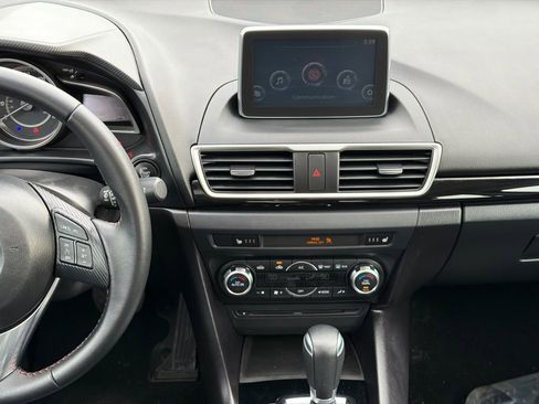 Used 2016 MAZDA MAZDA3 i Grand Touring image 17