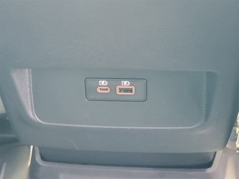 Used 2023 Nissan Frontier PRO-4X w/ Technology Package image 28