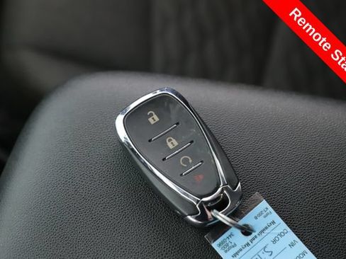 Used 2021 Chevrolet Equinox LT FWD image 3