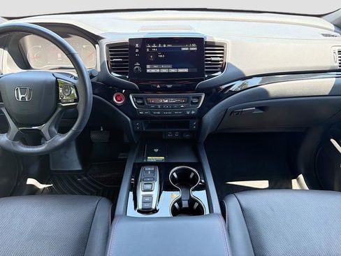 Used 2024 Honda Passport Black Edition image 20