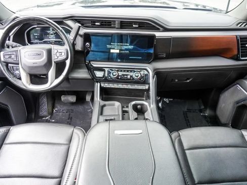 Used 2024 GMC Sierra 3500 Denali AWD/4WD image 12