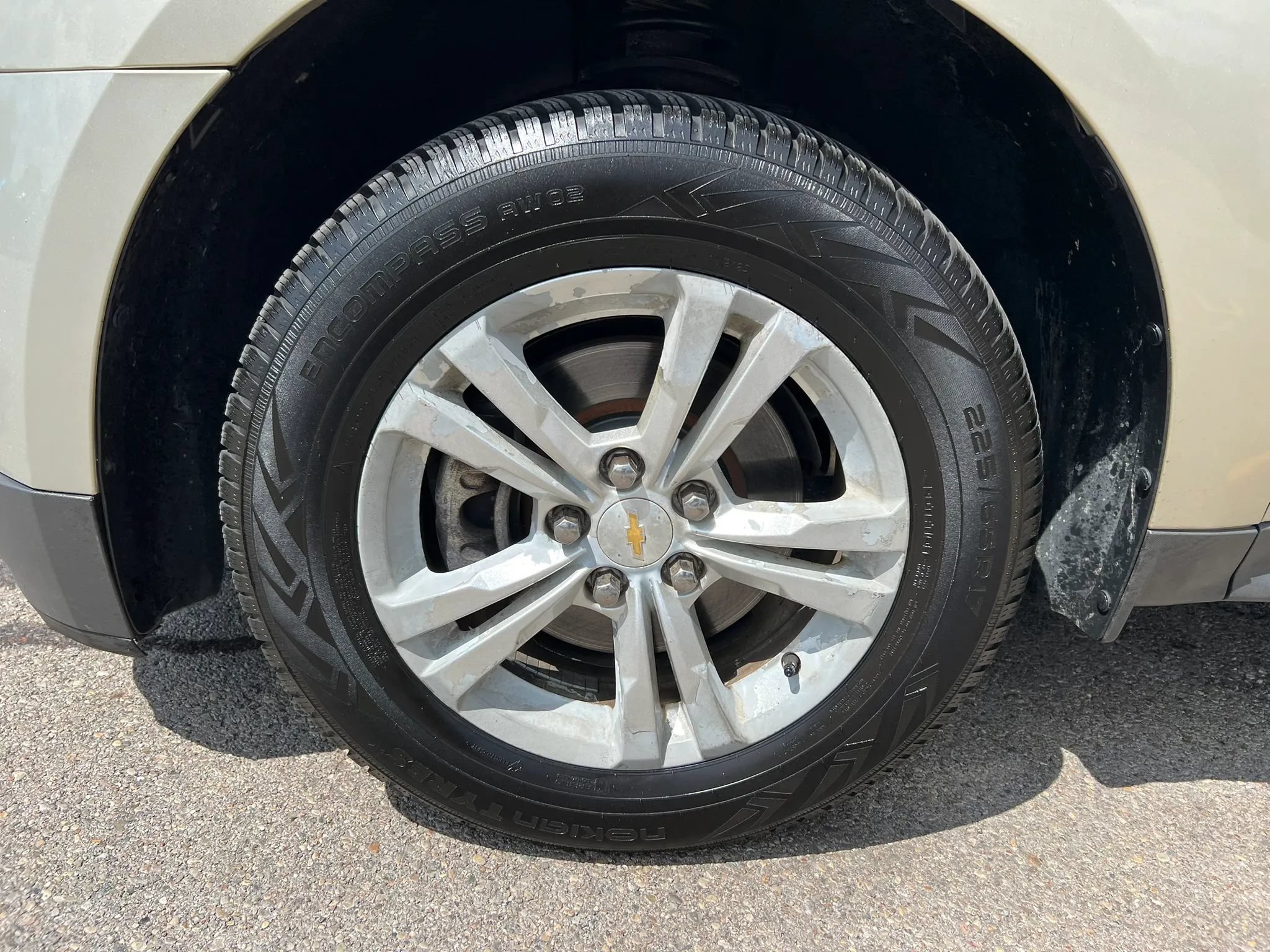 Used 2015 Chevrolet Equinox LS FWD image 9