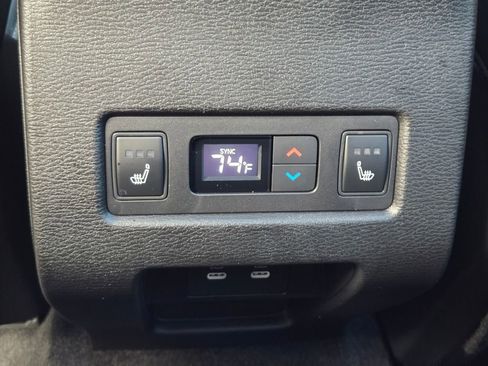 New 2026 Mitsubishi Outlander SEL image 15