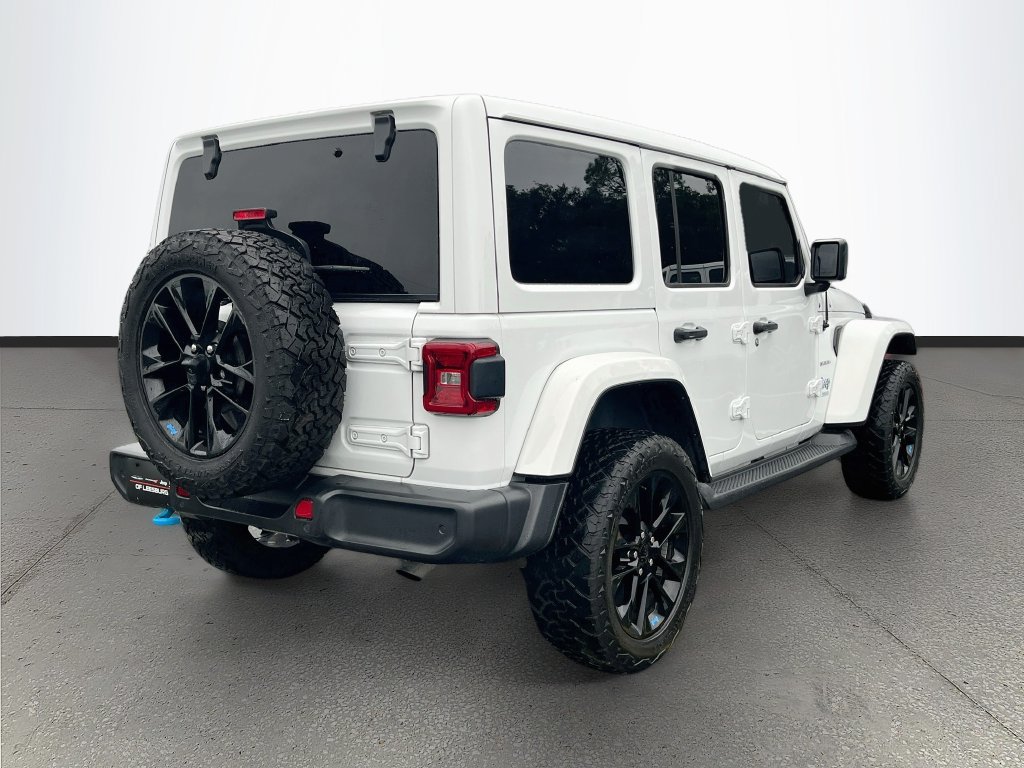 Used 2022 Jeep Wrangler Unlimited Sahara w/ Cold Weather Group AWD/4WD image 7