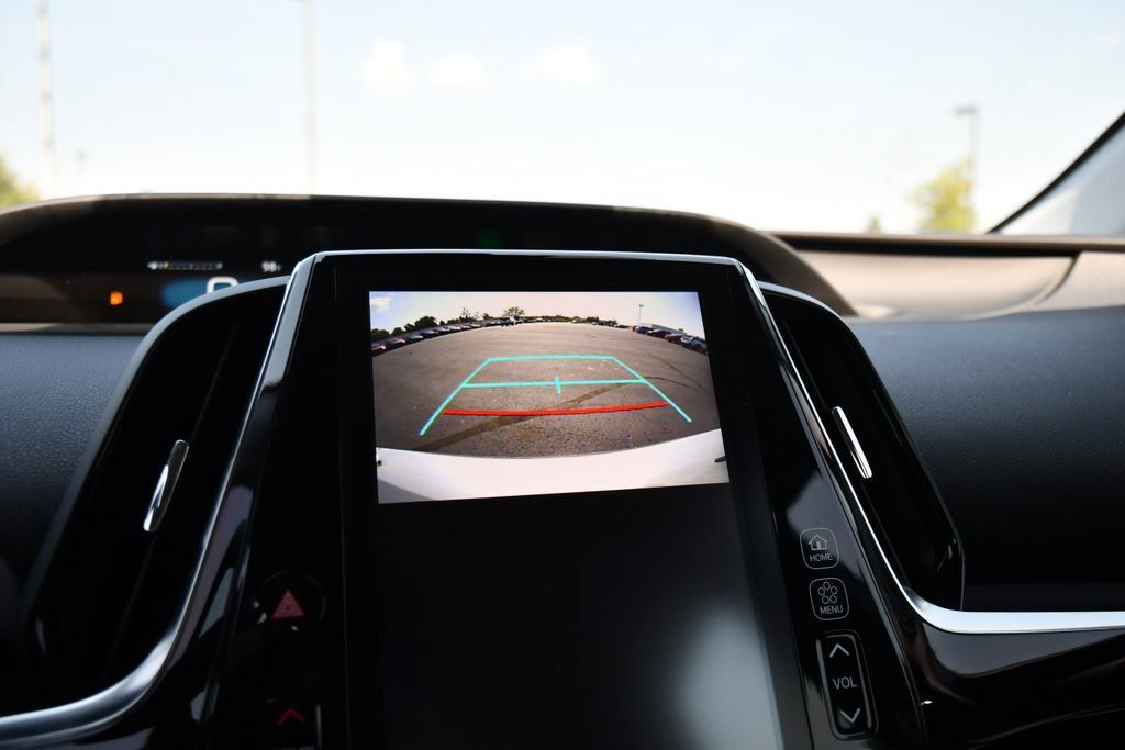 Used 2021 Toyota Prius Prime XLE FWD image 18