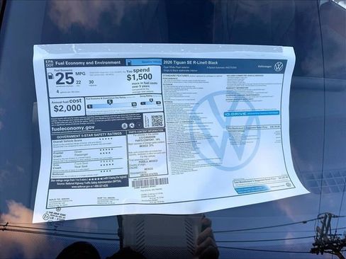 New 2026 Volkswagen Tiguan SE R-Line image 14