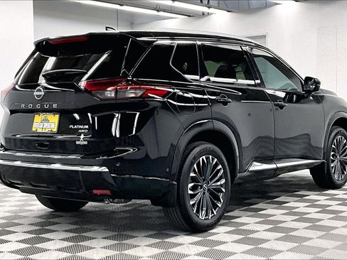 Used 2025 Nissan Rogue Platinum w/ Platinum Premium Package AWD/4WD image 25