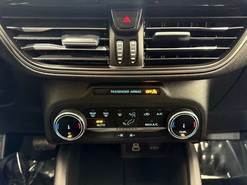 Used 2025 Ford Escape Active image 36