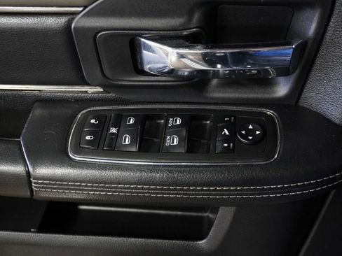 Used 2015 RAM 1500 Sport w/ Remote Start & Security Group image 26