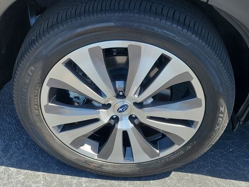 Certified 2022 Subaru Ascent Touring image 10