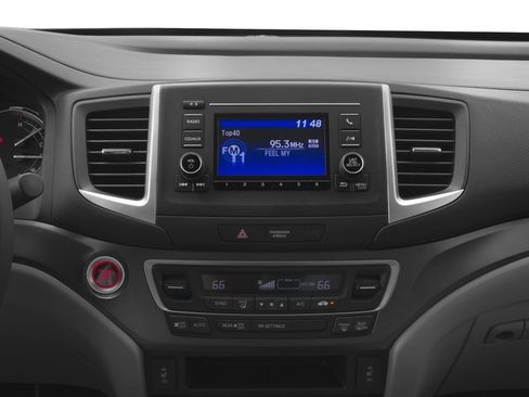 Used 2017 Honda Ridgeline RTL image 10