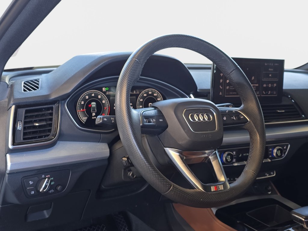 Used 2024 Audi Q5 2.0T Premium Plus w/ Premium Plus Package AWD/4WD image 17