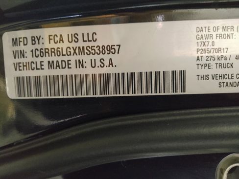 Used 2021 RAM 1500 Classic SLT RWD image 33
