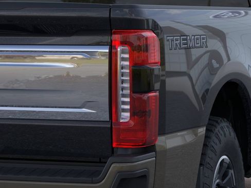 New 2026 Ford F250 4x4 Crew Cab Super Duty image 21
