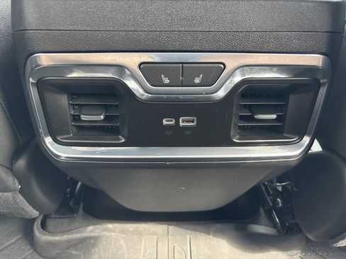 Used 2024 Chevrolet Silverado 1500 High Country AWD/4WD image 18