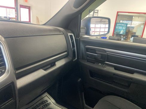 Used 2021 RAM 1500 Classic Warlock w/ Electronics Group image 27