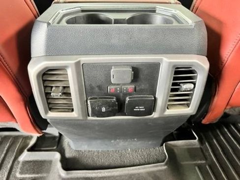 Used 2022 Ford F250 Platinum w/ FX4 Off-Road Package AWD/4WD image 20