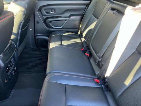 Used 2024 Nissan Titan PRO-4X w/ Pro-4x Convenience Package image 13