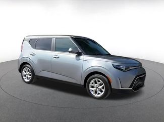 Used 2025 Kia Soul LX w/ LX Technology Package FWD video 2