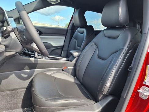 New 2026 Jeep Compass Limited image 14