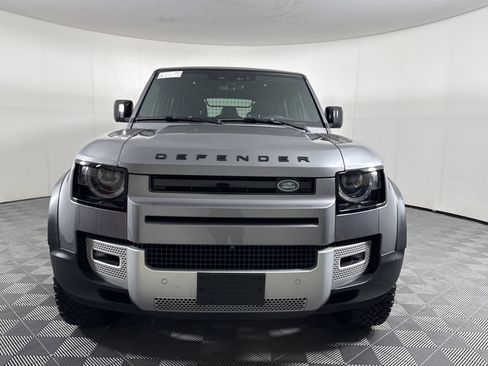 Used 2023 Land Rover Defender 110 S AWD/4WD image 6