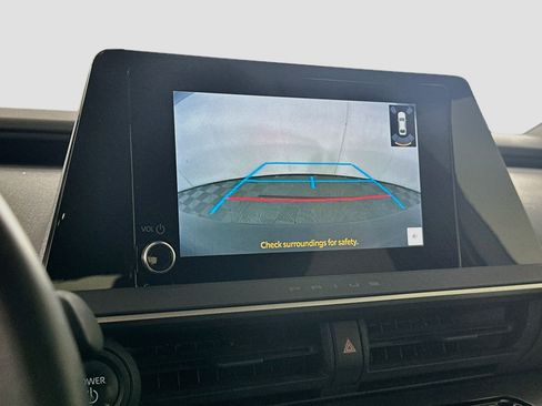 Used 2024 Toyota Prius LE FWD image 23