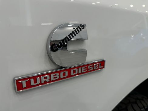 Used 2024 RAM 2500 Big Horn image 28