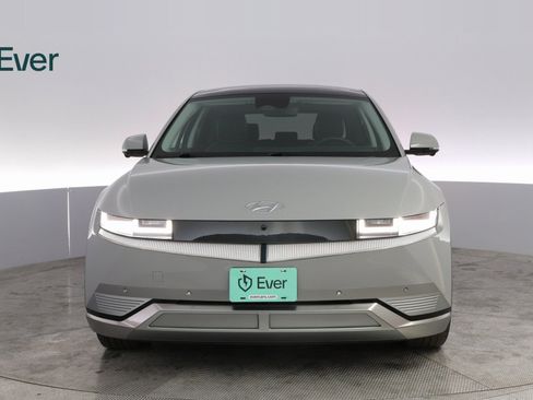 Used 2024 Hyundai Ioniq 5 Limited image 3