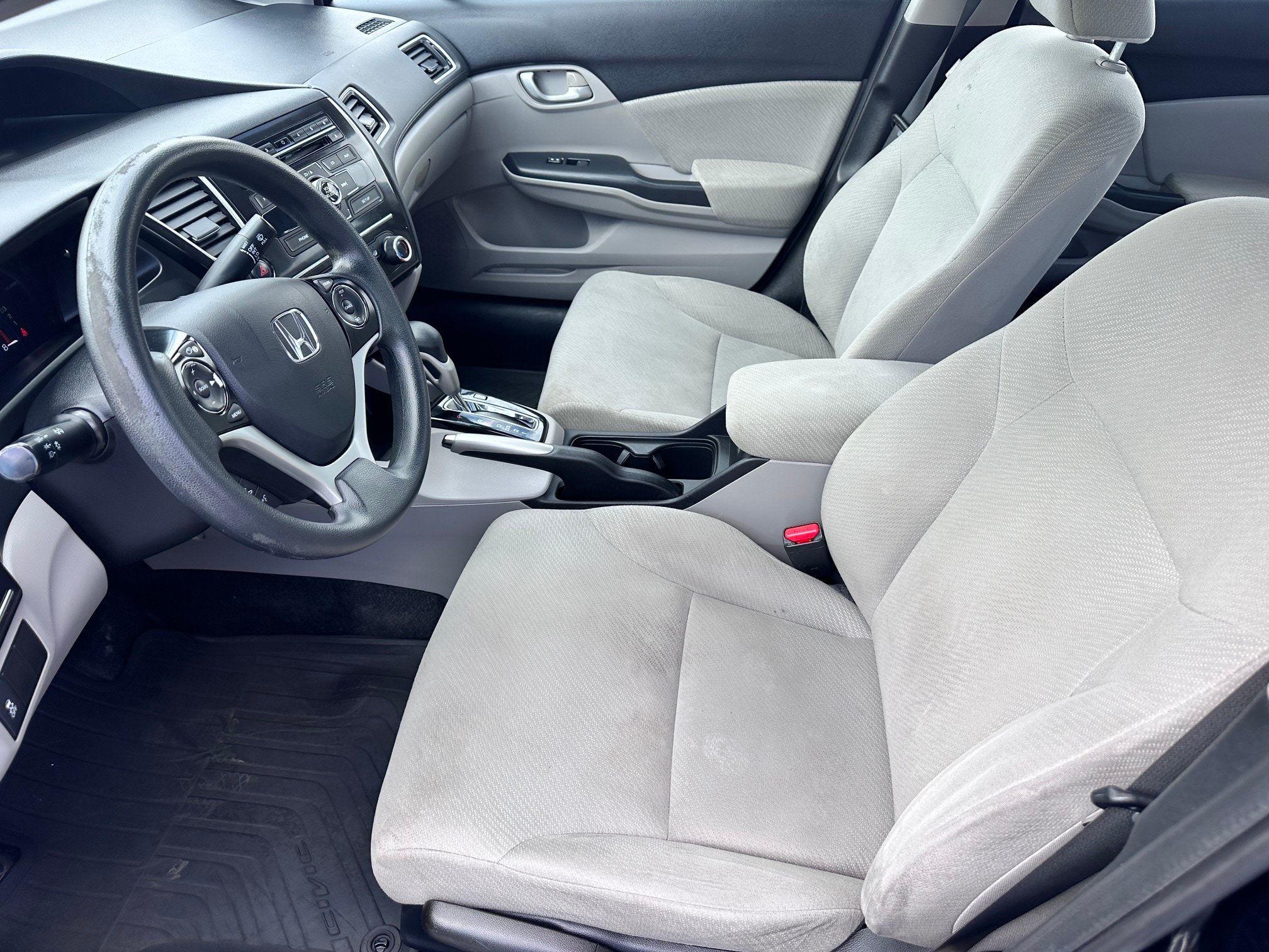 Used 2013 Honda Civic LX image 5