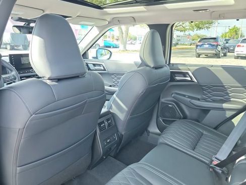 New 2026 Mitsubishi Outlander SEL FWD image 15