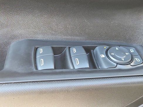 Used 2020 Chevrolet Silverado 1500 Custom w/ Custom Value Package RWD image 22